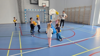 ZAJĘCIA RUCHOWE KWIECIEŃ 2025