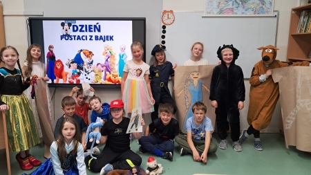 Dzień Postaci z Bajek - 5.11.2025 r.