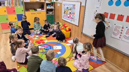 Zajęcia ekologiczne i matematyczne - Projekt Edukacja Przedszkolna LISTOPAD 202